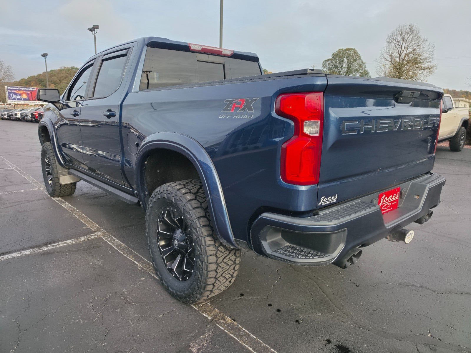 Used 2019 Chevrolet Silverado 1500 RST w/ All-Star Edition AWD/4WD image 3