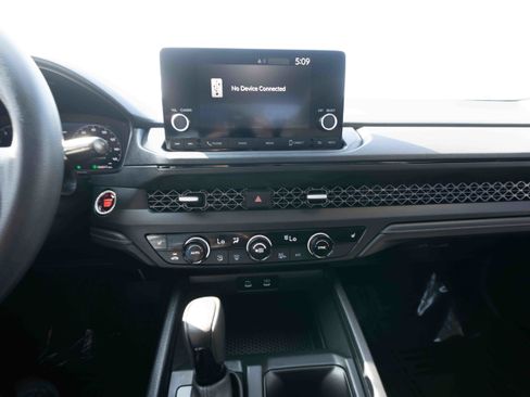 Used 2025 Honda Accord SE image 17