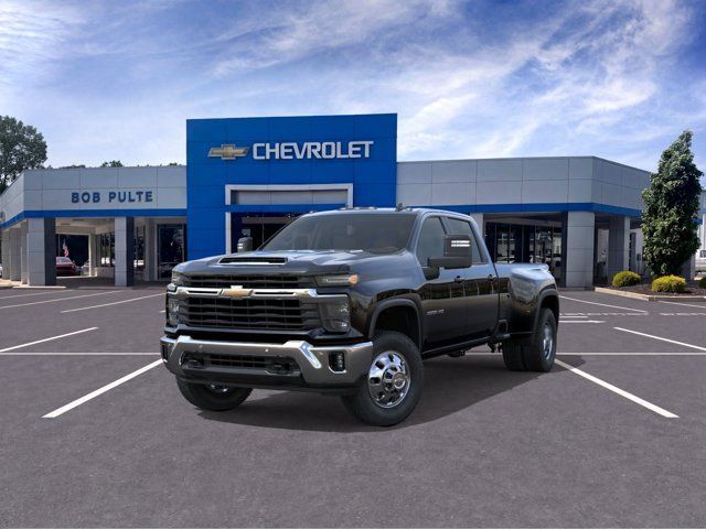 New 2026 Chevrolet Silverado 3500 LT w/ All Star Edition AWD/4WD image 8