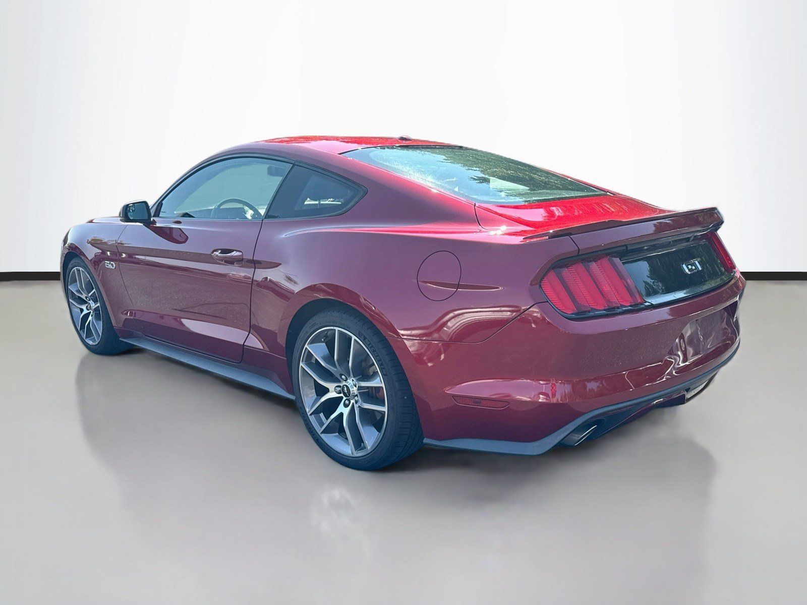Used 2017 Ford Mustang GT Premium RWD image 5