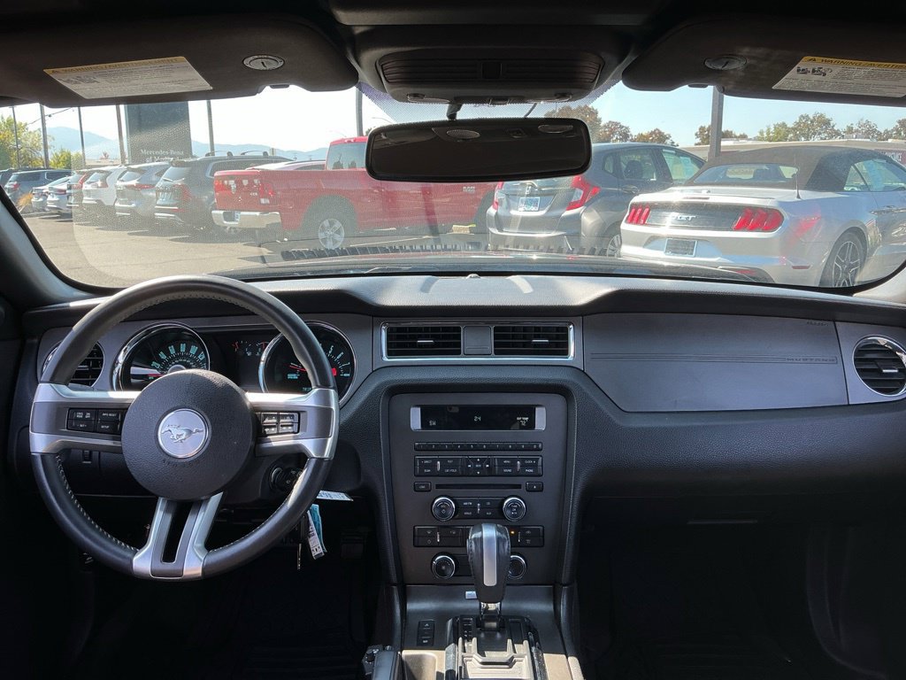 Used 2013 Ford Mustang GT RWD image 30