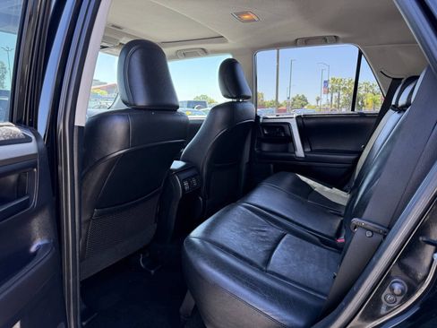Used 2010 Toyota 4Runner Limited AWD/4WD image 11