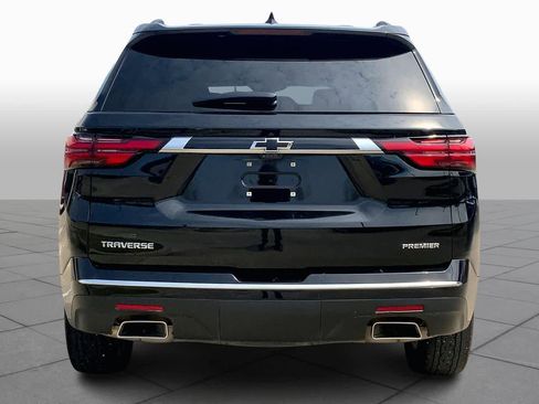 Used 2023 Chevrolet Traverse Premier image 5