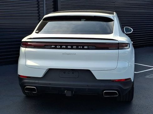 Used 2026 Porsche Cayenne Coupe AWD/4WD image 6