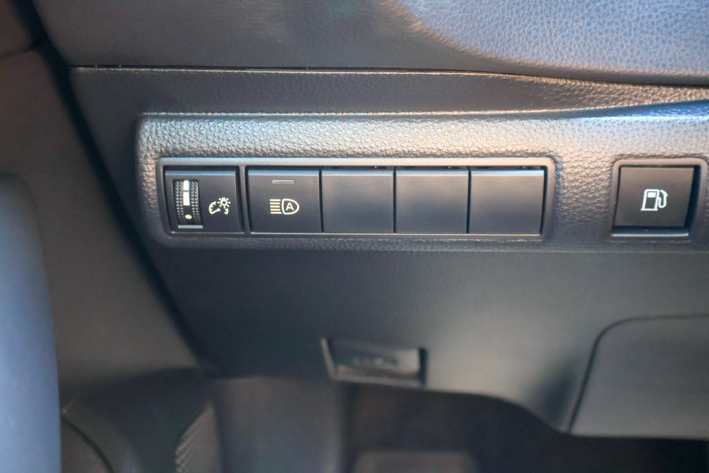 Used 2026 Toyota Corolla LE FWD image 18