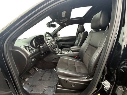 Used 2022 Jeep Grand Cherokee Laredo X image 11