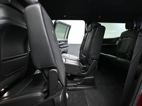 Used 2022 Jeep Wagoneer Series I image 43