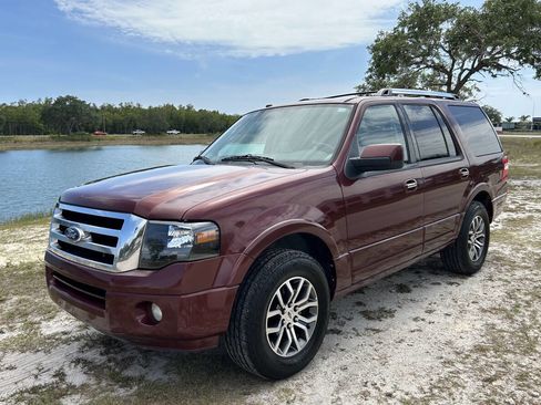 Used 2012 Ford Expedition Limited RWD image 16