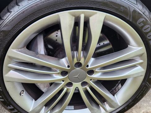 Used 2019 Mercedes-Benz S 560 4MATIC Sedan w/ Premium Package image 34