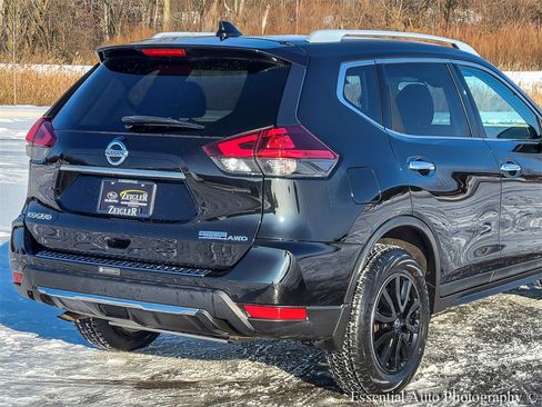 Used 2019 Nissan Rogue S w/ Special Edition Package image 6