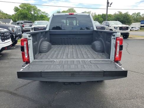 Used 2025 Ford F350 Lariat w/ Lariat Ultimate Package AWD/4WD image 30