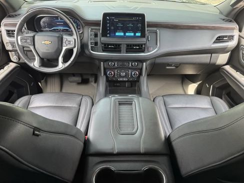 Certified 2022 Chevrolet Tahoe LT w/ Luxury Package AWD/4WD image 12