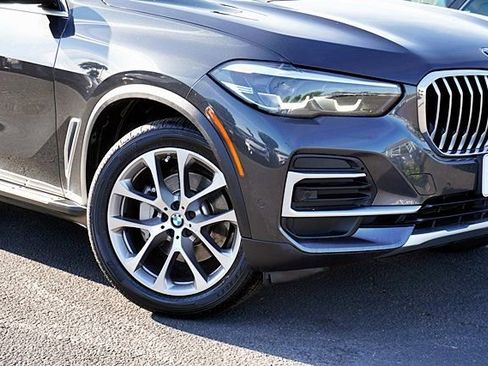 Used 2023 BMW X5 xDrive40i AWD/4WD image 4