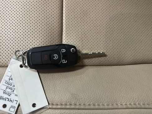 Used 2018 Ford F250 Lariat w/ Chrome Package AWD/4WD image 37