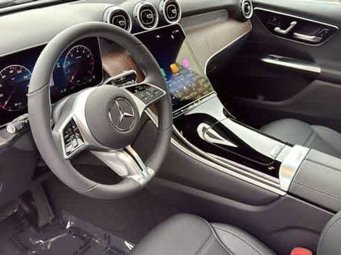 Used 2026 Mercedes-Benz GLC 300 4MATIC image 26