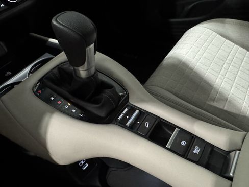 New 2026 Honda HR-V LX image 28