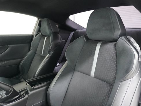 Used 2023 Toyota GR86 Premium RWD image 11