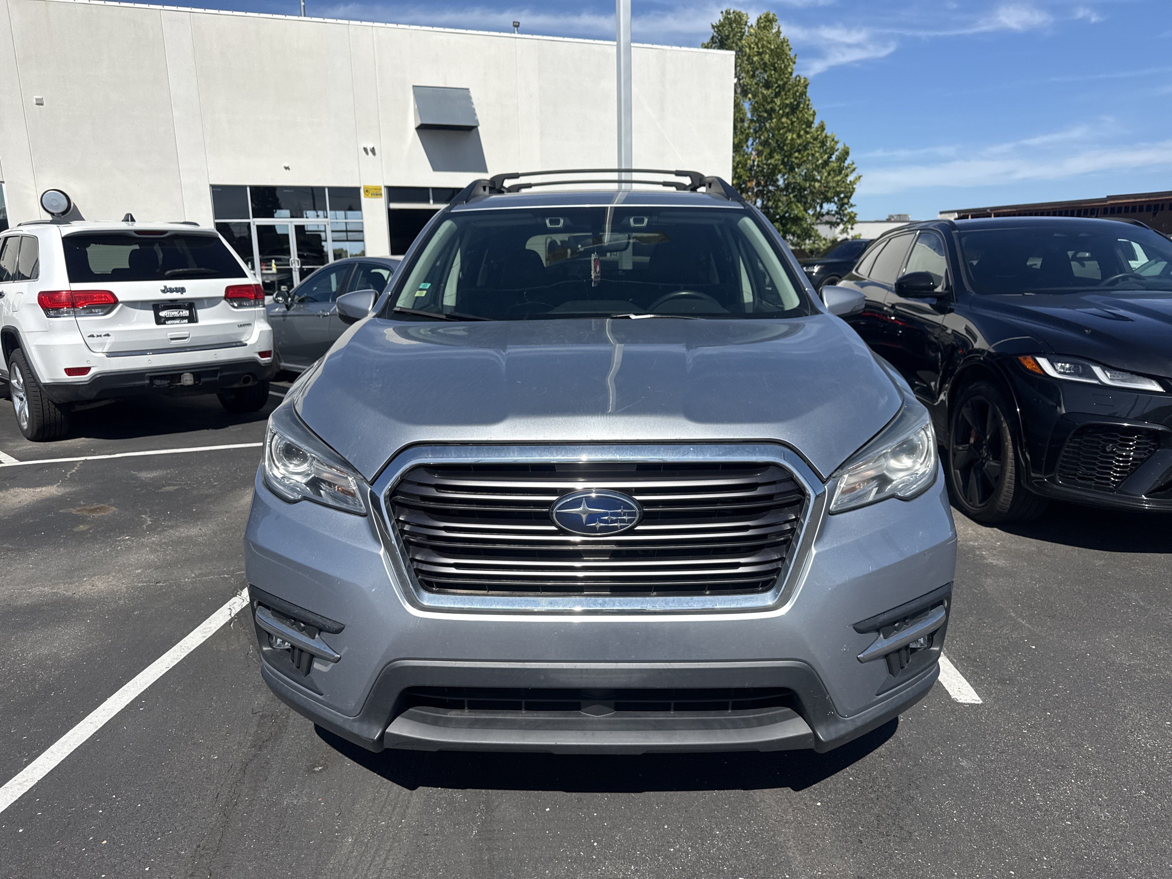 Used 2020 Subaru Ascent Limited w/ Popular Package #4 AWD/4WD image 4