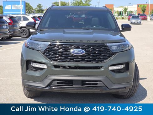Used 2023 Ford Explorer ST-Line w/ Class IV Trailer Tow Package AWD/4WD image 12