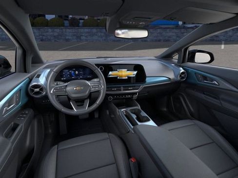 New 2026 Chevrolet Equinox EV LT image 15