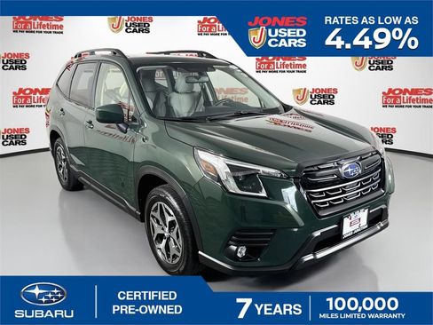 Used 2024 Subaru Forester Premium AWD/4WD image 1