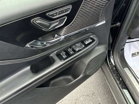 Used 2022 Lincoln Corsair AWD w/ Premium Package image 13