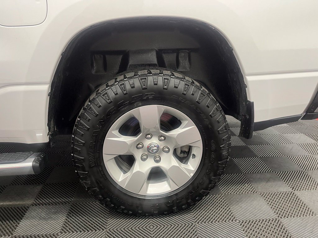 Used 2023 RAM 1500 Big Horn AWD/4WD image 24