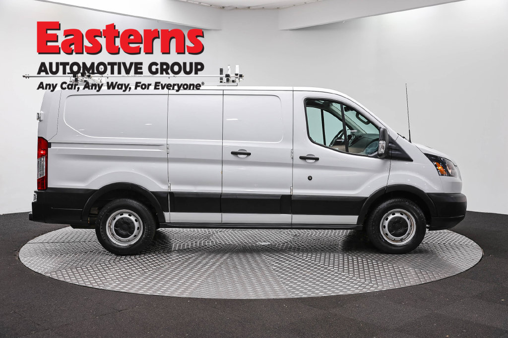 Used 2019 Ford Transit 150 130 Low Roof RWD image 5