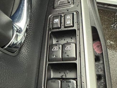 Used 2019 Nissan Titan PRO-4X w/ Pro-4x Convenience Package image 23