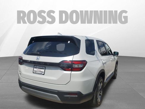 Used 2024 Honda Pilot EX-L image 4