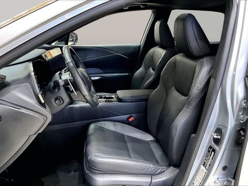 Used 2023 Lexus RX 350 Premium w/ Cold Area Package AWD/4WD image 7