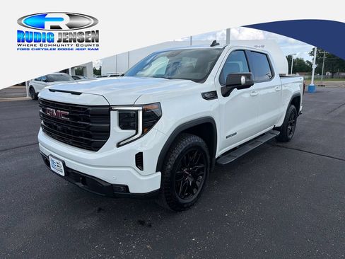 Used 2024 GMC Sierra 1500 Elevation w/ Elevation Premium Package AWD/4WD image 1