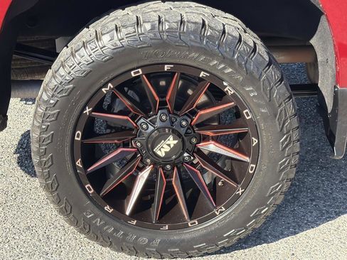 Used 2021 Chevrolet Silverado 1500 High Country w/ Technology Package image 10