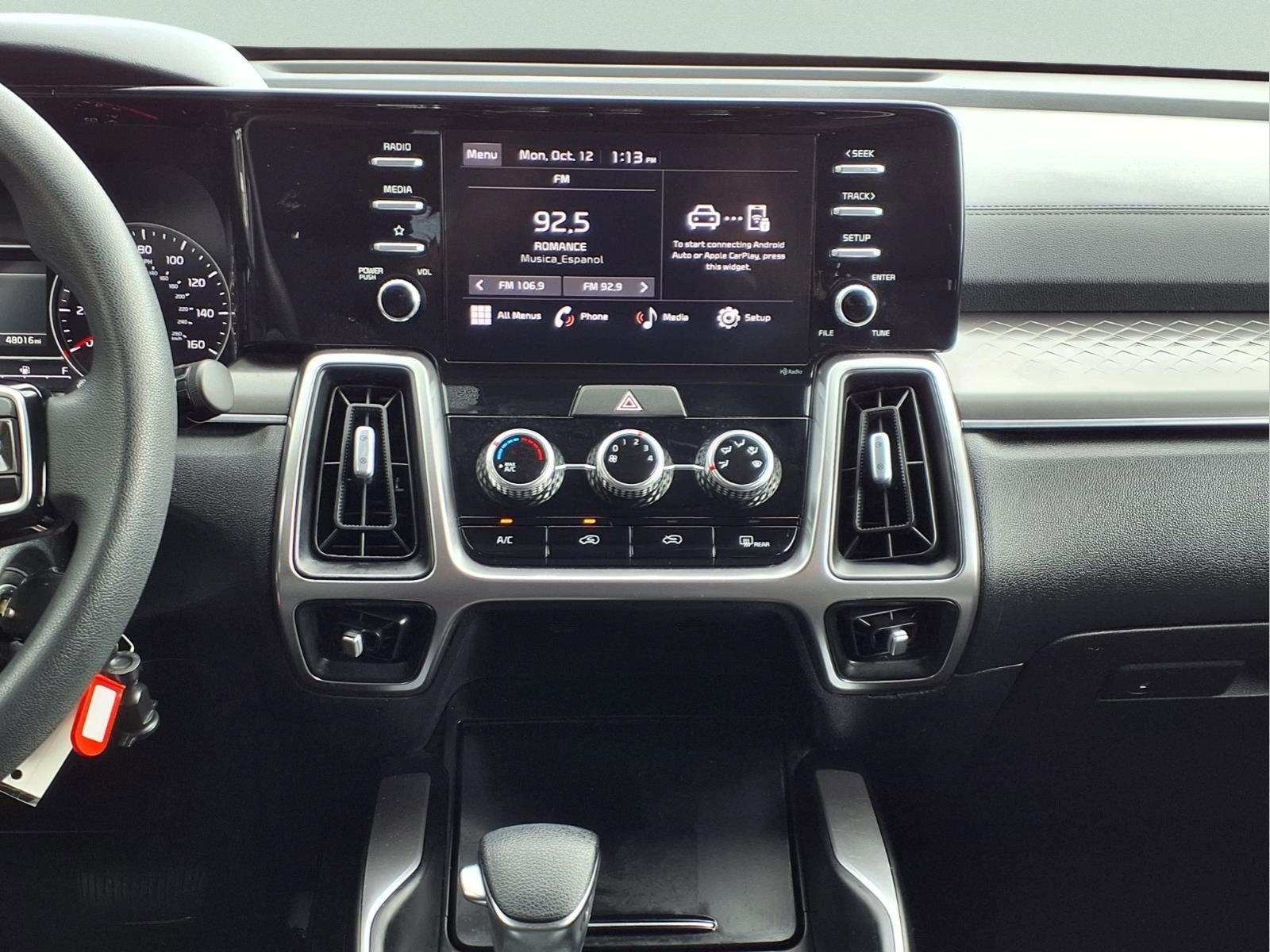 Used 2022 Kia Sorento LX FWD image 15