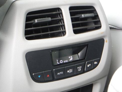 Used 2018 Honda Pilot EX-L image 31