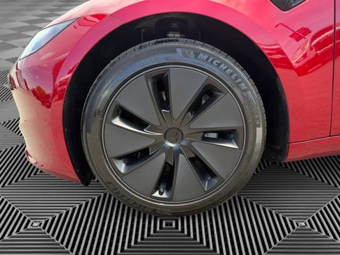 Used 2025 Tesla Model 3 Long Range RWD image 9