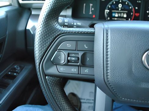 New 2026 Toyota Tacoma SR5 AWD/4WD image 10