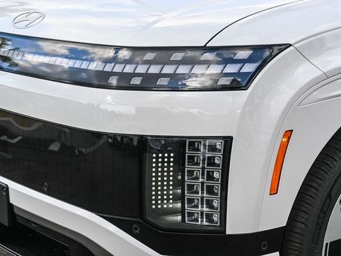 New 2026 Hyundai Ioniq 9 Calligraphy image 10