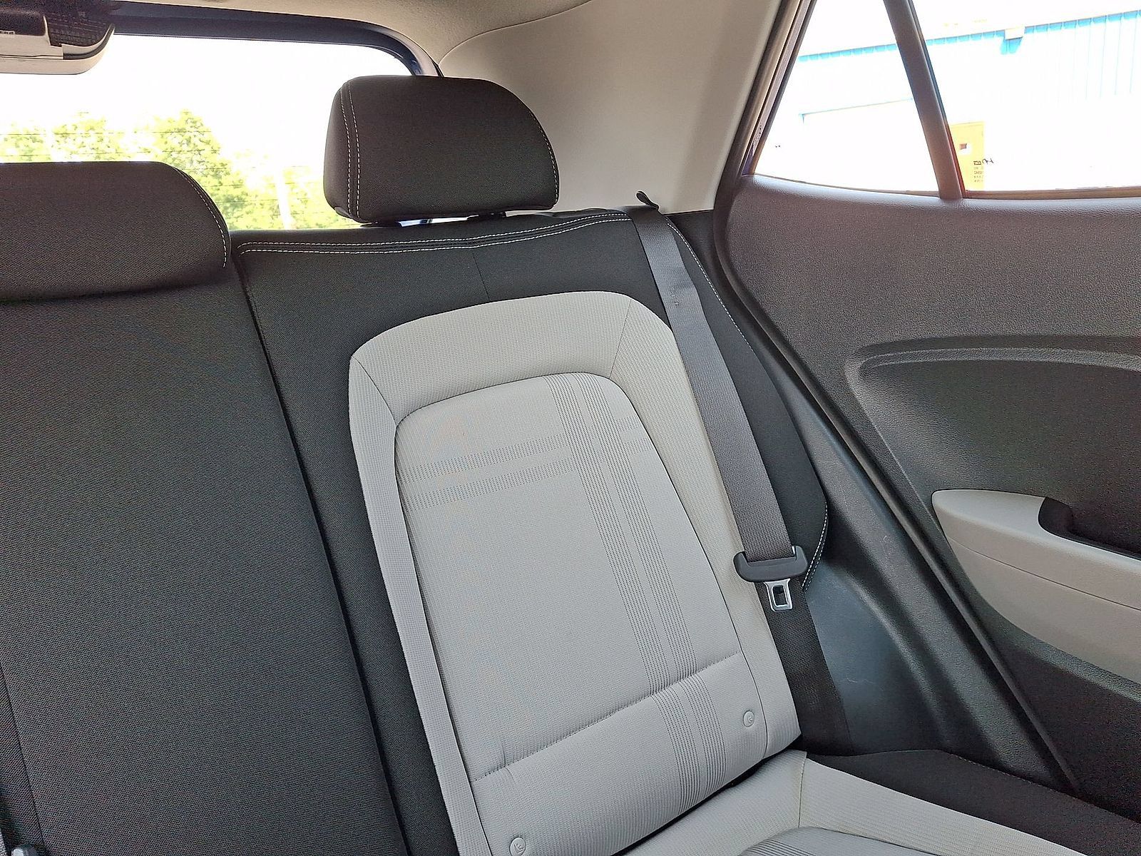 Certified 2024 Hyundai Venue SEL FWD image 14