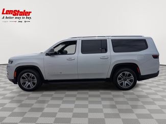 Used 2024 Jeep Wagoneer L Series II w/ Flexible Seating Group video 2