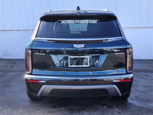 Used 2026 Cadillac Vistiq Luxury image 4