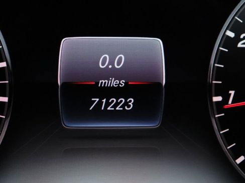 Used 2019 Mercedes-Benz S 560 4MATIC Sedan image 37