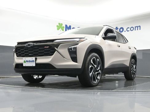 New 2026 Chevrolet Trax RS image 6