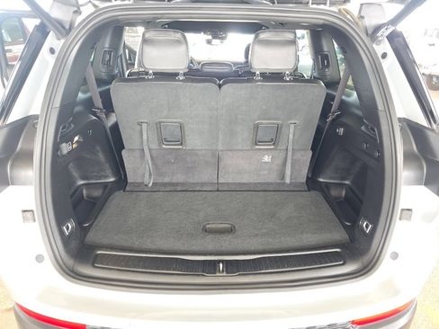 Used 2024 Jeep Grand Cherokee L Altitude image 18