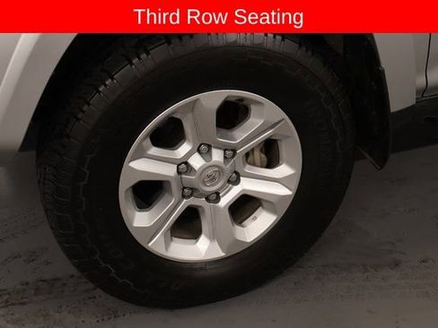 Used 2024 Toyota 4Runner SR5 AWD/4WD image 8