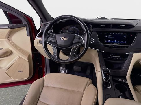 Used 2019 Cadillac XT5 Luxury image 26