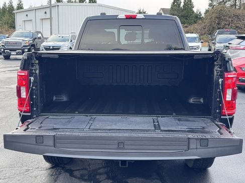 Used 2022 Ford F150 XLT w/ Equipment Group 302A High image 40