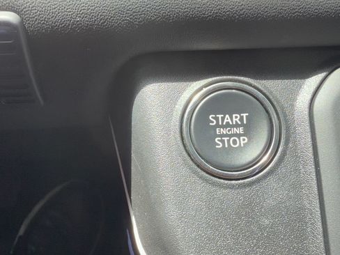 Used 2025 Land Rover Defender 130 X-Dynamic SE AWD/4WD image 20