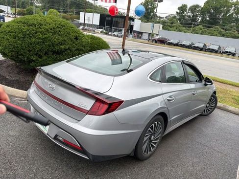 Used 2023 Hyundai Sonata Limited FWD image 16