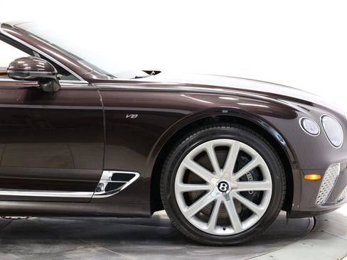 Used 2021 Bentley Continental GT AWD/4WD image 72